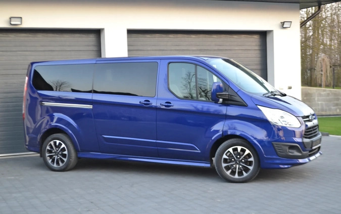 Ford Tourneo Custom cena 81500 przebieg: 207000, rok produkcji 2018 z Bełżyce małe 704